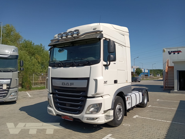 ID 4272 DAF XF 460FT