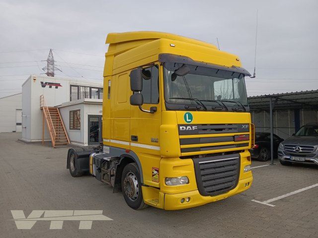 ID 4781 DAF XF 105.460