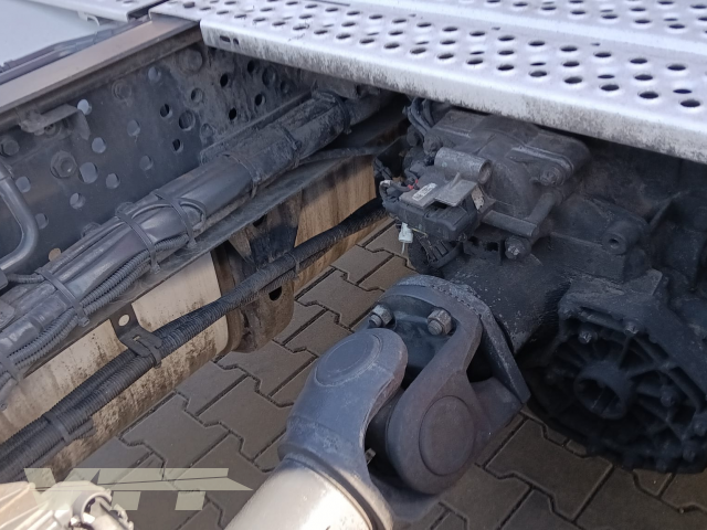 ID 4940 Mercedes-Benz Actros