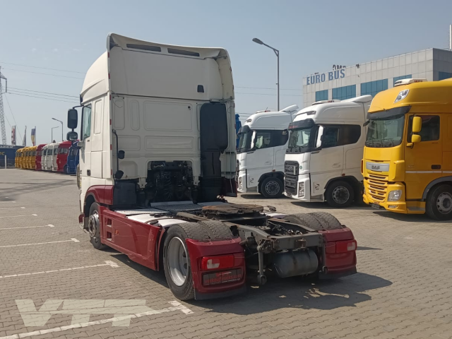 ID 4948 DAF XF 460FT
