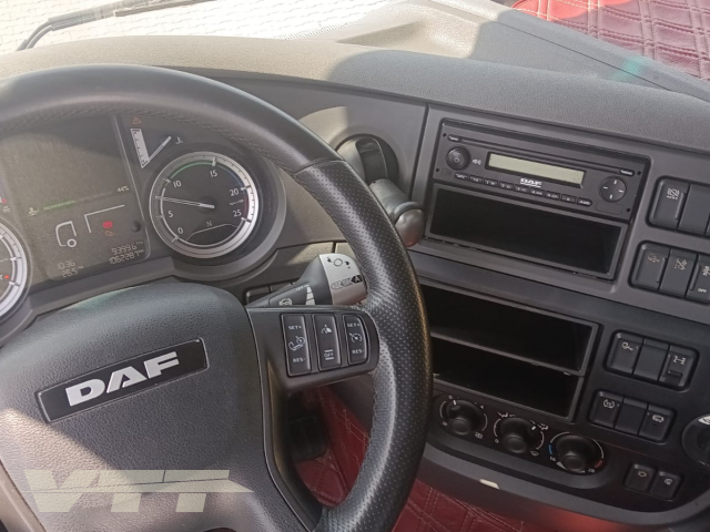 ID 4948 DAF XF 460FT