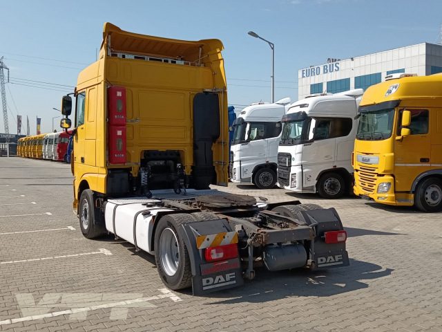 ID 4949 DAF XF 460FT