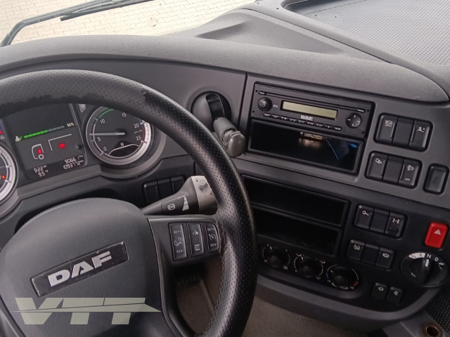 ID 4953 DAF XF 460FT