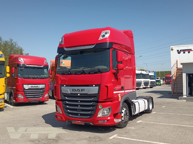 ID 4983 DAF XF 450FT
