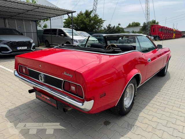 ID 5027 Ford Mustang