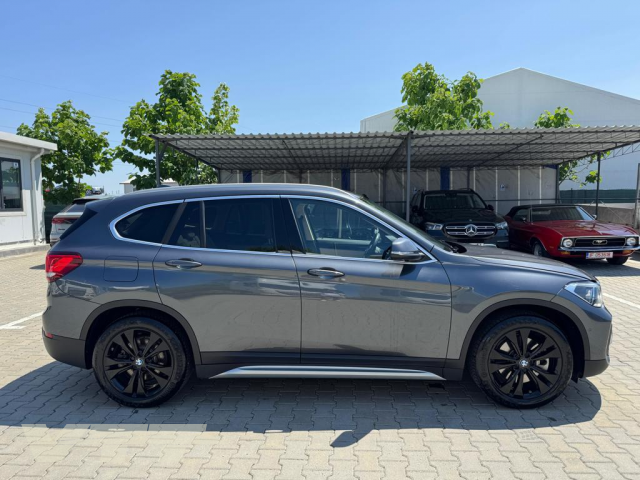 ID 5104 BMW X1 xDrive25e