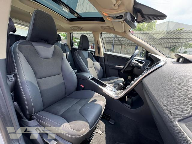 ID 5151 Volvo XC60