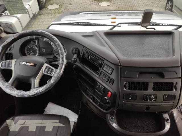 ID 5208 DAF XF 450FT