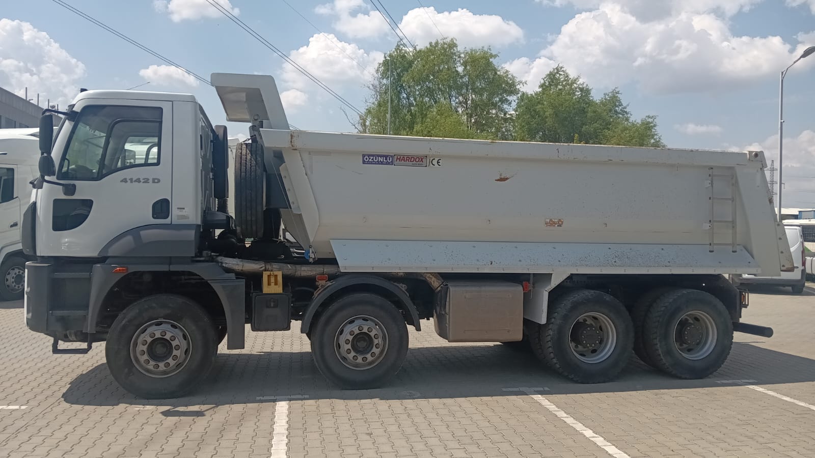 Van Dimensions