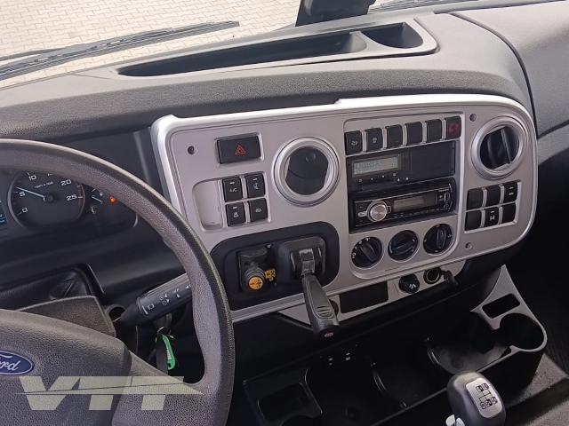 ID 5219 Ford CHM1