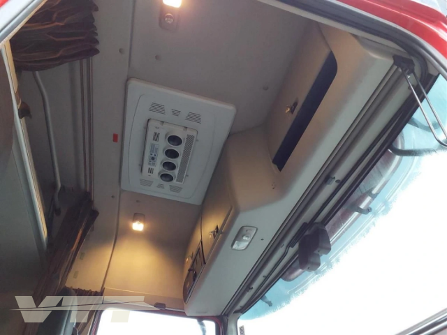 ID 5274 DAF XF 530FT