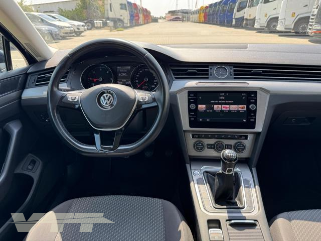 ID 5302 Volkswagen Passat