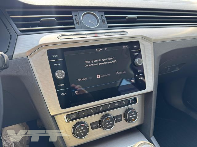 ID 5302 Volkswagen Passat