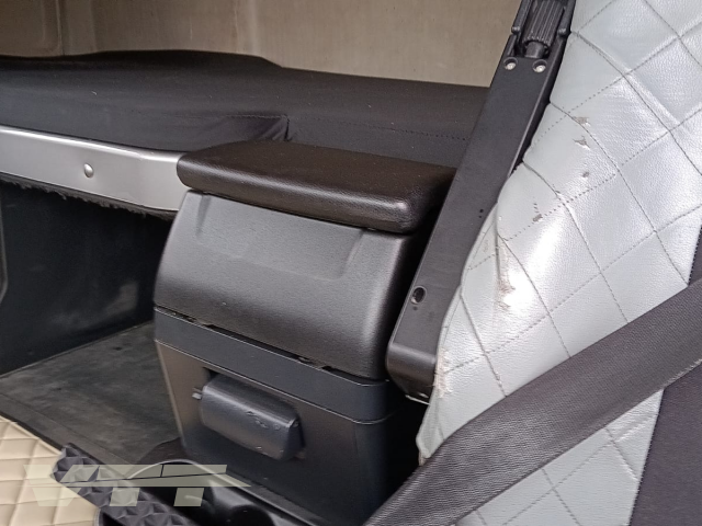 ID 5374 Iveco Stralis