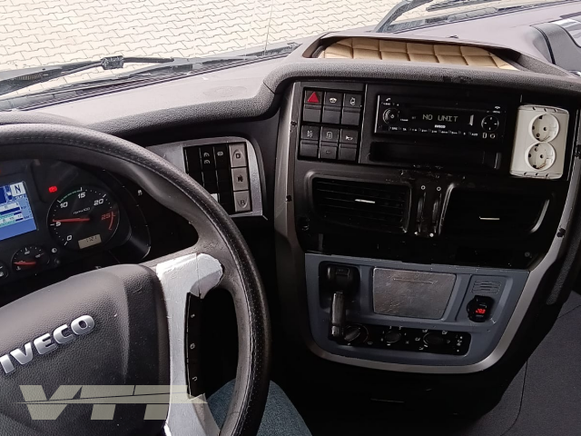 ID 5375 Iveco Stralis AS440T/P