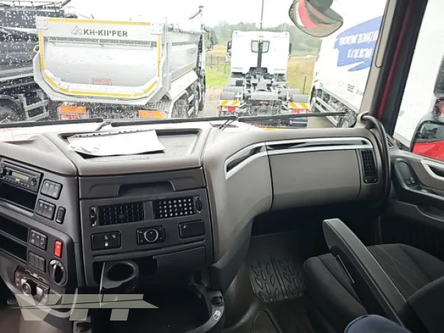 ID 5383 DAF XF 480FT