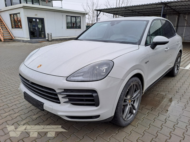 ID 5532 Porsche Cayenne