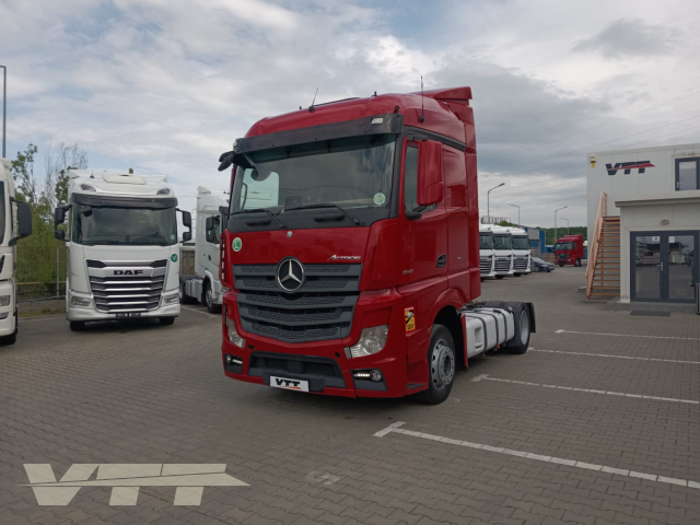 ID 5656 Mercedes-Benz Actros