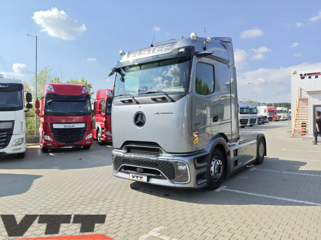 ID 5888 Mercedes-Benz Actros L